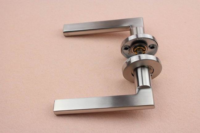 Made in China round handle rose door lock,door lock italy